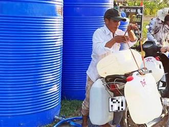 UBND TP.HCM đề nghị người dân linh hoạt trữ nước ngọt, dùng nước tiết kiệm để phòng chống nắng nóng, xâm nhập mặn