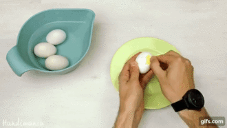 Trứng luộc toàn lòng đỏ - tưởng bất khả thi mà dễ không tưởng với mẹo vặt từ đầu bếp Nhật