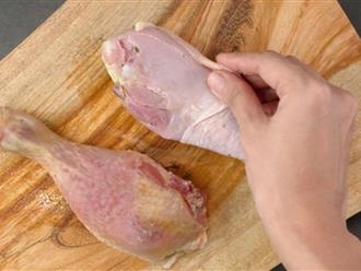 Thịt gà 'hỏng' nguy cơ nhiễm độc rất cao: 3 dấu hiệu nhận biết bạn cần quan tâm