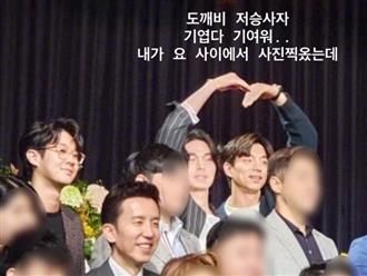 Visual đỉnh cao sắc nét như tượng tạc của bộ đôi tài tử hàng đầu Gong Yoo và Lee Dong Wook khi dự đám cưới