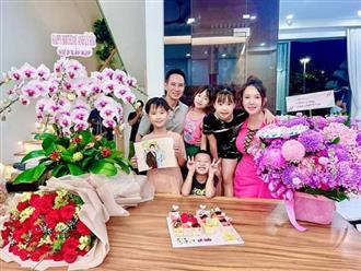 Bữa tiệc sinh nhật '0 đồng' của Lý Hải bên gia đình, Minh Hà bất ngờ tiết lộ 'tuổi thật' của chồng nhưng có gì đó sai số?