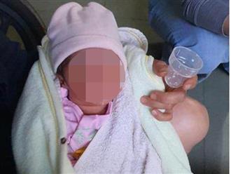 Người phụ nữ gửi con mới sinh ở tiệm tạp hóa để đi mua sữa rồi mất tích