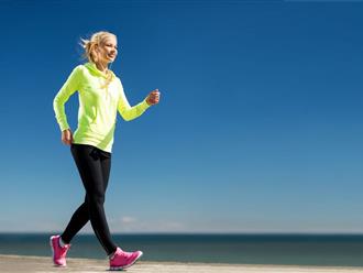 Đi bộ tập thể dục rất tốt cho sức khoẻ nhưng bạn cần phải điều chỉnh lại tư thế đi bộ của mình
