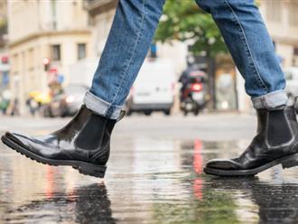 Mùa mưa đi xa ướt giày, áp dụng ngay những mẹo này để giày luôn như mới nhé!