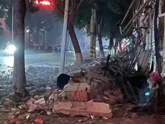 Động đất hiếm gặp ở Trung Quốc: Ít nhất 21 người bị thương, 126 tòa nhà bị đổ sập