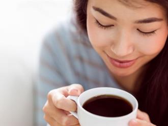 Phụ nữ sau tuổi 25 càng nên tránh uống cà phê với thứ này vì hại sức khỏe lại già nhanh