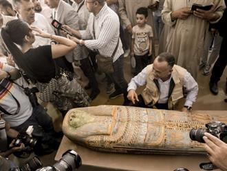 Xác ướp 2.400 tuổi được tìm thấy ở Saqqara, Ai Cập