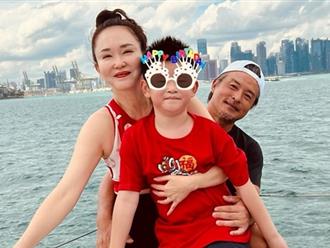 'Tiểu Long Nữ' Phạm Văn Phương đón sinh nhật tuổi 53 bên chồng con