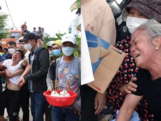 Vụ cháy nhà khiến 3 mẹ con tử vong ở Ninh Thuận: Người chồng ngất lịm khi nhìn thấy thi thể vợ con, không khí tang thương bao trùm xóm làng