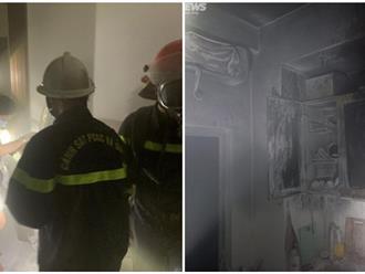 Cháy nhà giữa đêm ở Hà Nội, 9 người mắc kẹt bên trong