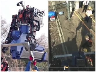 'Rửa mắt' với robot khổng lồ sửa chữa đường dây liên lạc đường sắt Nhật Bản