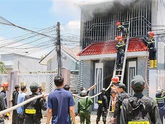 Vẫn chưa tìm thấy 3 mẹ con bị kẹt trong căn nhà cháy ở Ninh Thuận, cơ quan chức năng nói gì?