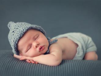3 tư thế ngủ tưởng an toàn nhưng ẩn chứa nhiều nguy cơ sức khỏe của trẻ cha mẹ cần lưu ý