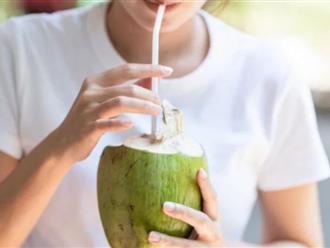 Nước dừa có thể hỗ trợ điều trị viêm đại tràng?