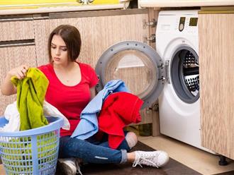 Làm sao để giữ quần áo luôn mới sau khi giặt?