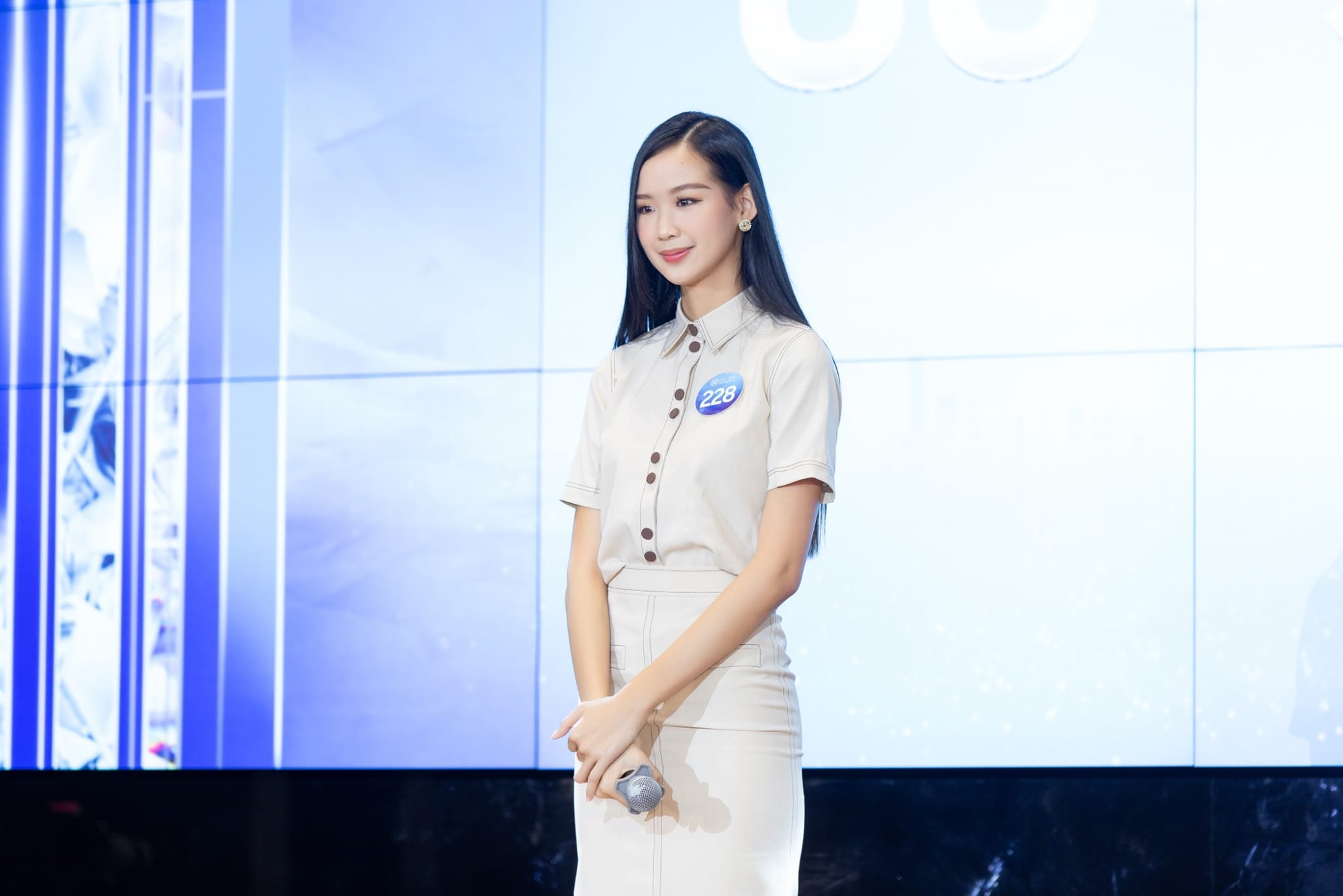 Á hậu 1 Miss World Việt Nam 2022 Lê Nguyễn Bảo Ngọc: IELTS 8.0, sở hữu chiều cao 'khủng' - Ảnh 2