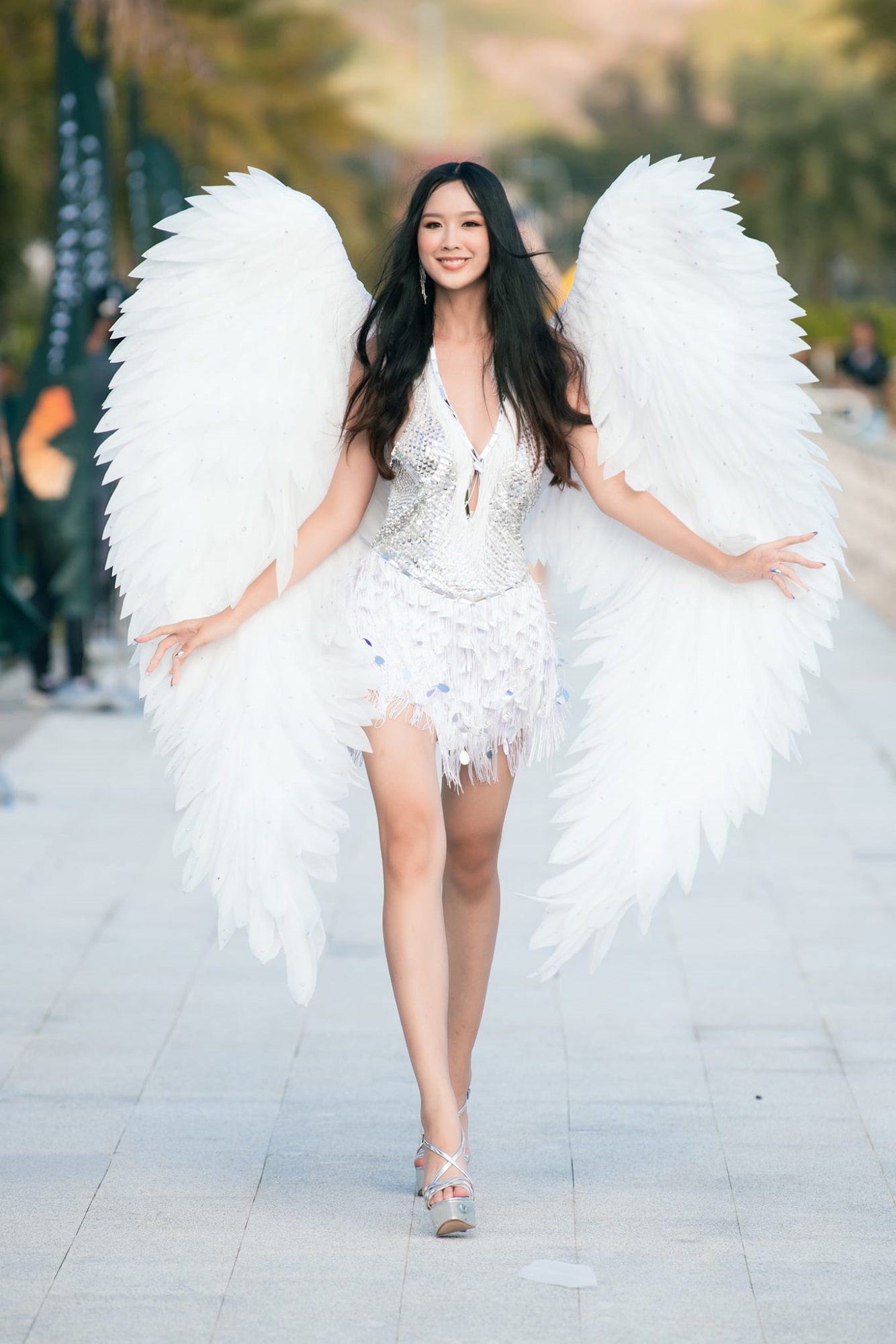 Á hậu 1 Miss World Việt Nam 2022 Lê Nguyễn Bảo Ngọc: IELTS 8.0, sở hữu chiều cao 'khủng' - Ảnh 3
