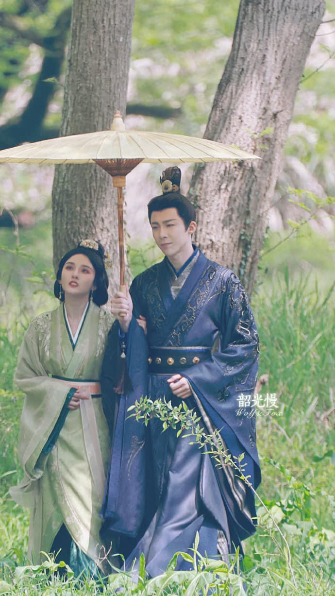 Tống Tổ Nhi và Lưu Vũ Ninh khiến fan một phen đắm chìm 'mật ngọt' trong loạt ảnh của Chiết Yêu - Ảnh 2