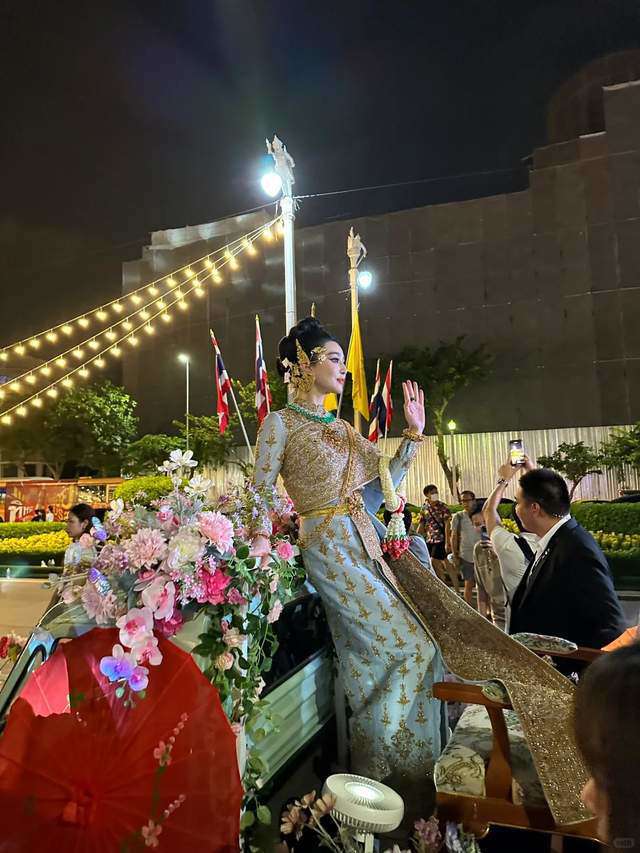 Phạm Băng Băng bị 'lật tẩy' chiêu trò trong lễ hội té nước Thái Lan, phải chăng nữ diễn viên đã 'hết thời'? - Ảnh 3