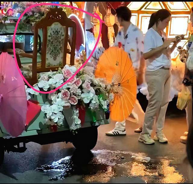 Phạm Băng Băng bị 'lật tẩy' chiêu trò trong lễ hội té nước Thái Lan, phải chăng nữ diễn viên đã 'hết thời'? - Ảnh 2