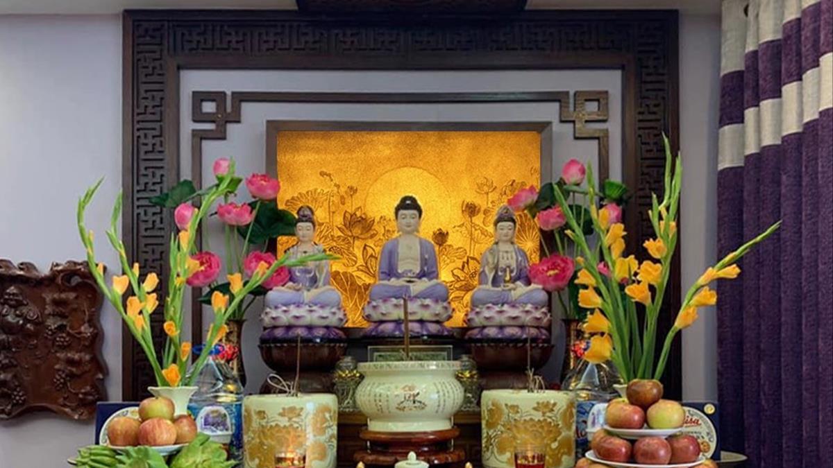 Muốn gia đạo bình an, tránh hao tài tốn của thì gia chủ phải đặc biệt ghi nhớ 4 nguyên tắc khi đặt bàn thờ Phật trong nhà - Ảnh 3