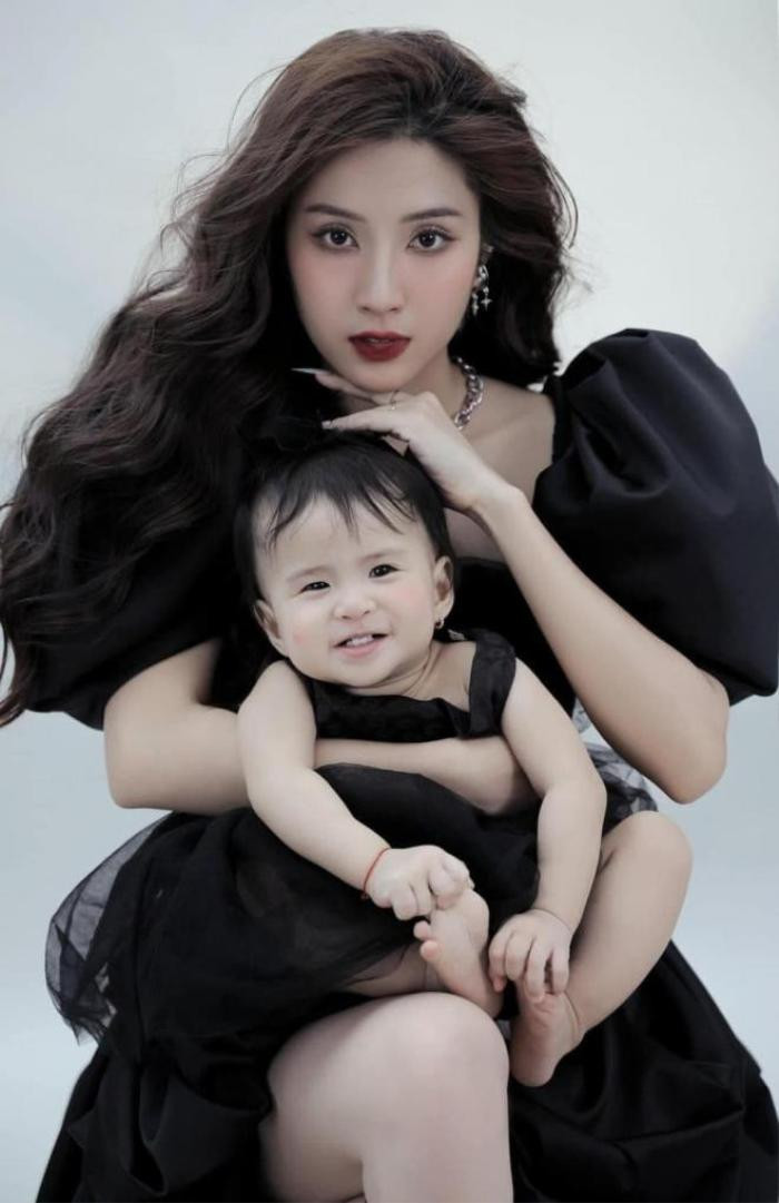 Những bà mẹ đơn thân 'nức tiếng' showbiz Việt: Xinh đẹp, tài giỏi, tự chủ tài chính - Ảnh 9