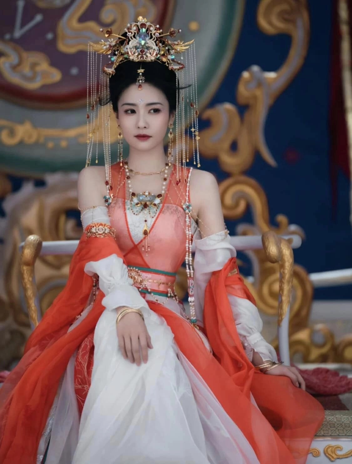 Bạch Lộc chính thức 'yêu đương' với 'tình cũ màn ảnh' Điền Hi Vi trong dự án cổ trang Bạch Nguyệt Phạn Tinh - Ảnh 3