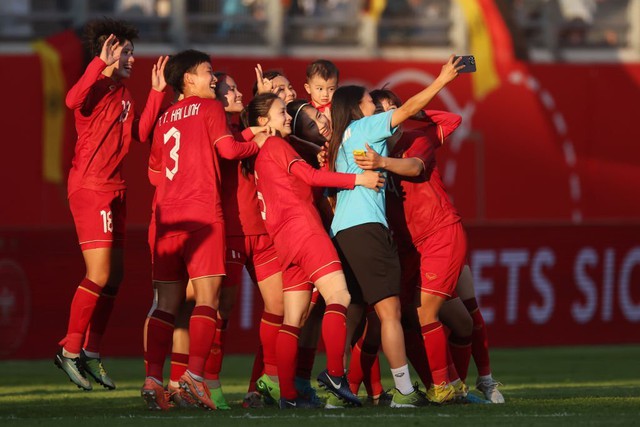 Thanh Nhã xé lưới thủ môn top 5 thế giới, ĐT nữ Việt Nam thua trên thế thắng, tự tin bước vào World Cup - Ảnh 4