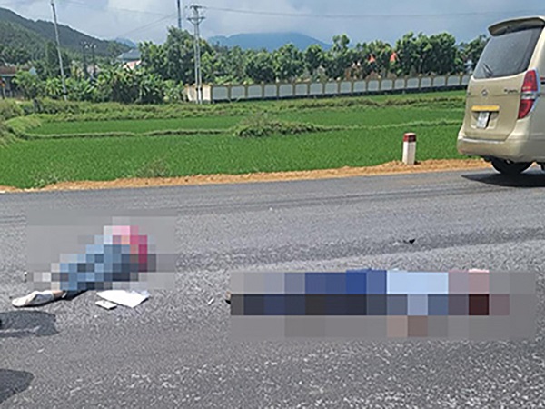 Đang trên đường đến điểm thi, một nữ sinh ở Nghệ An gặp tai nạn giao thông nặng phải bỏ thi - Ảnh 1