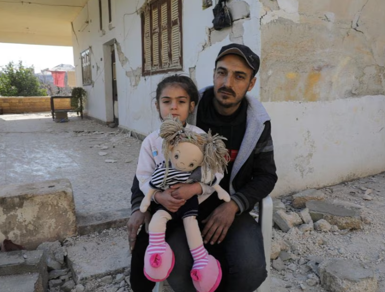 Động đất kinh hoàng càn quét, trường học Syria im ắng, thầy trò bỏ mạng đau thương - Ảnh 4