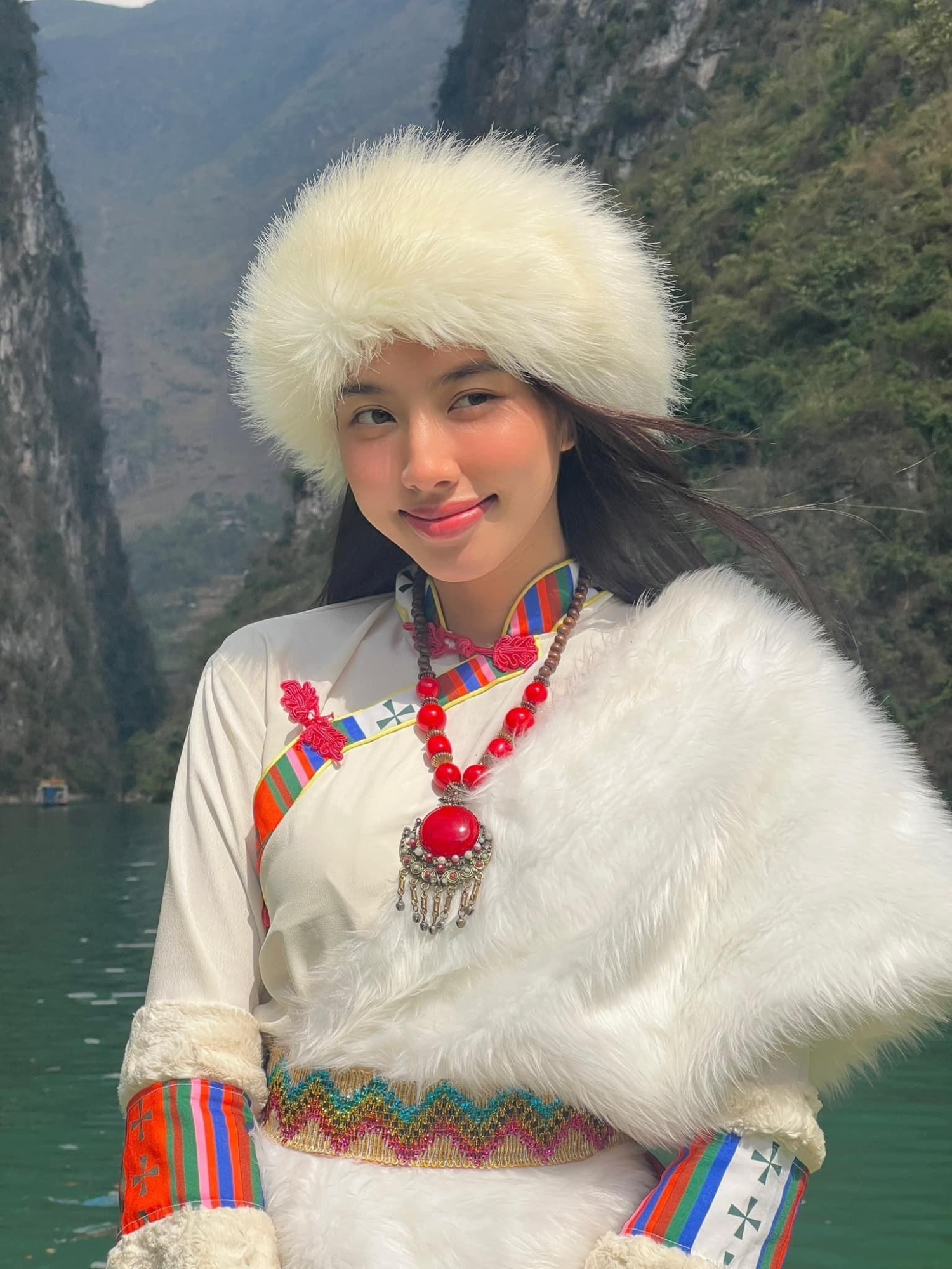 Hoa hậu Thùy Tiên xác lập một thành tích mới toanh, chứng minh bản lĩnh của 'niềm tự hào Việt Nam' dù đã hết nhiệm kỳ - Ảnh 4