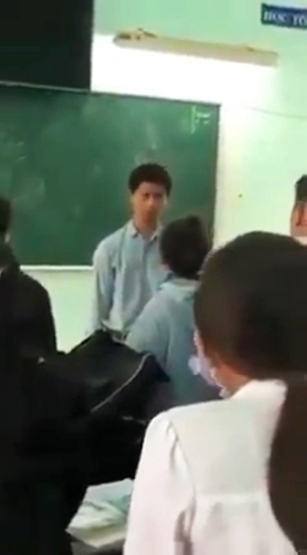 Vụ nữ sinh vô lễ, chửi thầy giáo ở Khánh Hòa: hối hận sau clip bị phát tán, được nhà trường động viên cho em cơ hội sửa sai - Ảnh 2