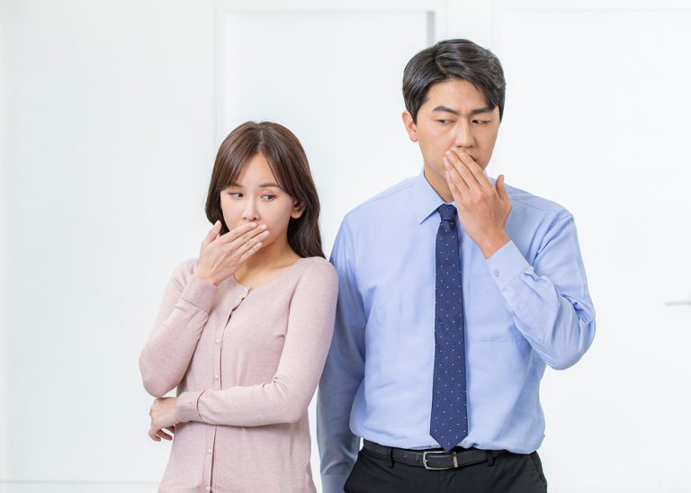 Mác bạn mẹo loại bỏ mùi tỏi sau khi ăn mà không cần phải đánh răng - Ảnh 1