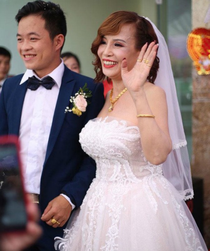 Cô dâu Cao Bằng sau 4 năm lấy chồng bằng tuổi cháu: Cuộc sống hôn nhân có màu hồng như tưởng tượng? - Ảnh 1