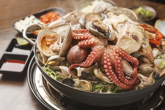 Những món ăn Hàn Quốc khiến du khách lần đầu nhìn thấy đều phải khiếp sợ, có một món chỉ cần ngửi mùi ai cũng bỏ chạy - Ảnh 2