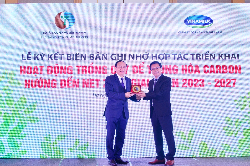 Thông điệp của Việt Nam tại COP27 được Vinamilk tiên phong hưởng ứng với dự án trồng cây hướng đến Net Zero - Ảnh 6