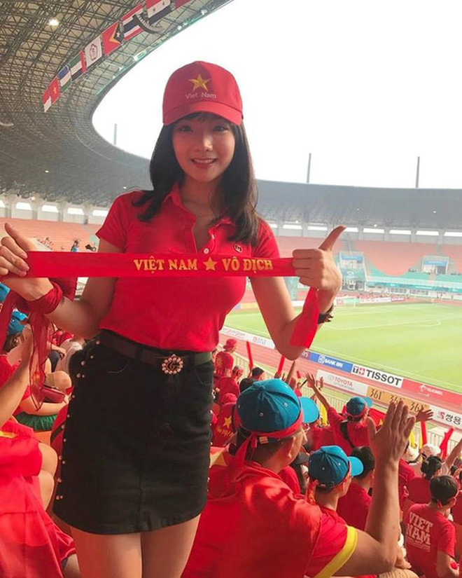 “Hot girl bóng đá” người Việt từng khiến hàng loạt báo Hàn săn đón giờ ra sao? - Ảnh 1