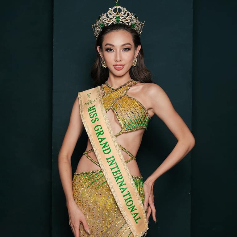 Hoa hậu Nguyễn Thúc Thùy Tiên thẳng thắn nhận xét về Top 3 Hoa hậu Hoàn vũ Việt Nam 2022 - Ảnh 2
