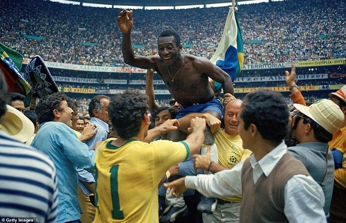 Vĩnh biệt Pele: Vị vua của thế giới bóng đá  - Ảnh 2