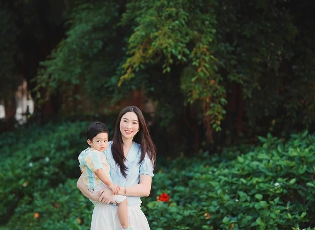 Cuộc sống của gia đình Hoa hậu Đặng Thu Thảo và những khoảnh khắc hạnh phúc đẹp nao lòng - Ảnh 9