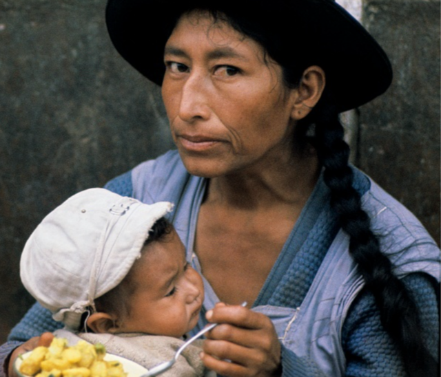 Làm mẹ ở các quốc gia khắp thế giới khác nhau như thế nào: Mỗi nơi lại có truyền thống đặc sắc riêng - Ảnh 4