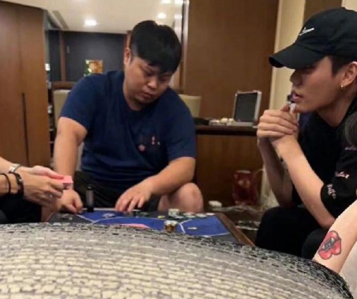 Các nghệ sĩ Trung Quốc lao đao vì nghiện cờ bạc, kẻ mất trắng, người lãnh án tù 5 năm  - Ảnh 6