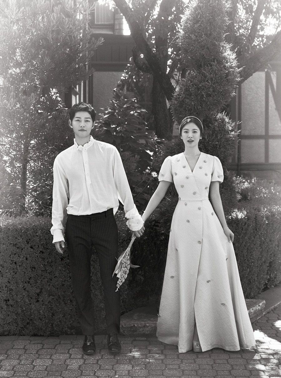 Cặp đôi Song Joong Ki – Song Hye Kyo dù đã ly hôn nhưng vẫn không ngừng tạo nhiệt, thu hút sự chú ý của truyền thông xứ Trung - Ảnh 2