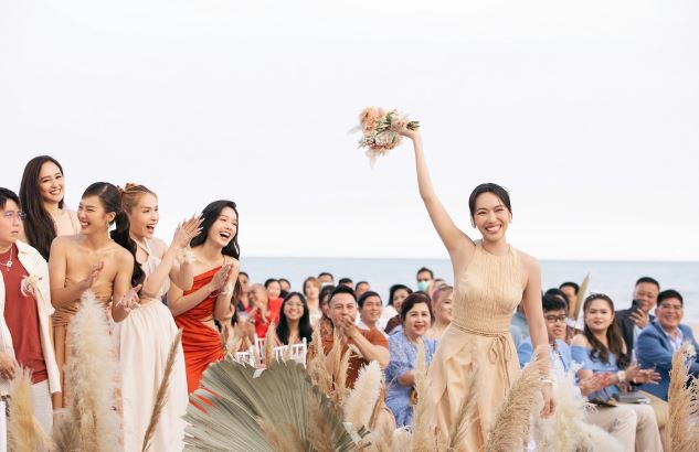 Những hình ảnh đẹp nhất ở hôn lễ có 102 của Minh Hằng và chồng doanh nhân - Ảnh 12