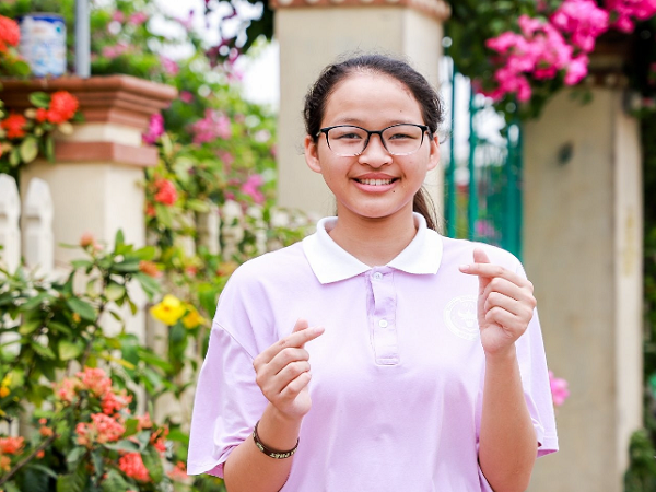 Đoàn Thị Diệp: Thủ khoa thi vào lớp 10 ở Nam Định với điểm cao 'chót vót' 49/50, từ chối vào trường chuyên vì gia đình khó khăn - Ảnh 3