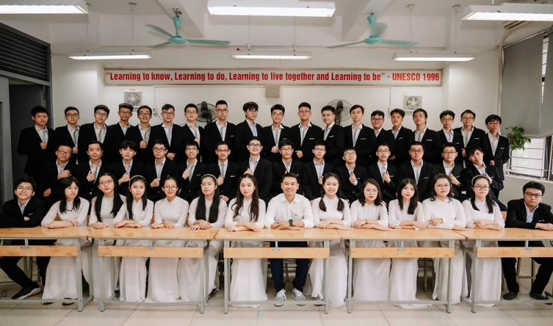 Một lớp học ở Hà Nội có 4 thủ khoa thi tuyển sinh lớp 10, trong đó có 1 thủ khoa 'kép' - Ảnh 2