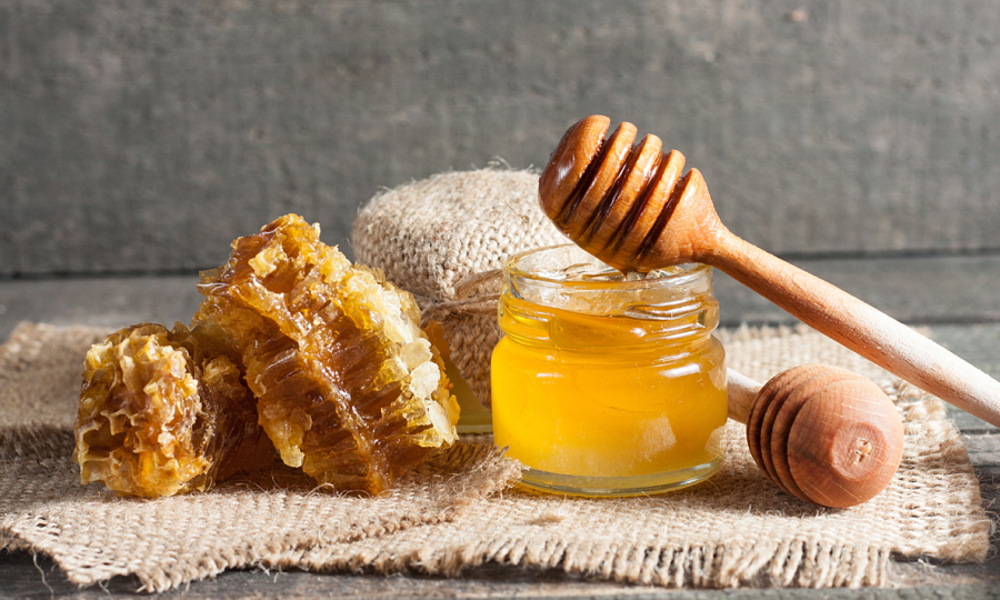 5 sai lầm phổ biến khi uống mật ong, giá như bạn biết sớm hơn để phát huy hết công dụng của loại thực phẩm vàng trong giảm cân   - Ảnh 1