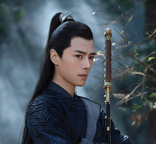 'Hyun Bin' phiên bản Hoa ngữ lộ tạo hình mới, lấn át cả nam thần cổ trang La Vân Hi trong Thủy Long Ngâm - Ảnh 2