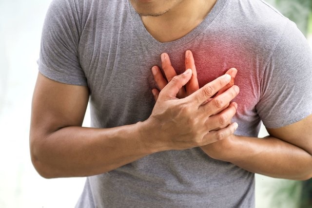 4 dấu hiệu sớm nhất của cơn đau tim có thể xuất hiện trước đó hàng tuần - Ảnh 1