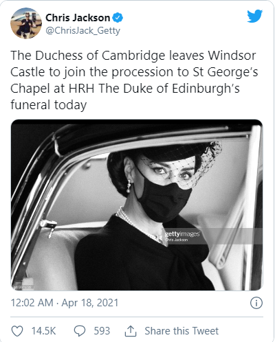 Điều ít biết đằng sau bức ảnh 'gây bão' MXH, đi vào lịch sử của Công nương Kate tại tang lễ Hoàng tế Philip - Ảnh 2